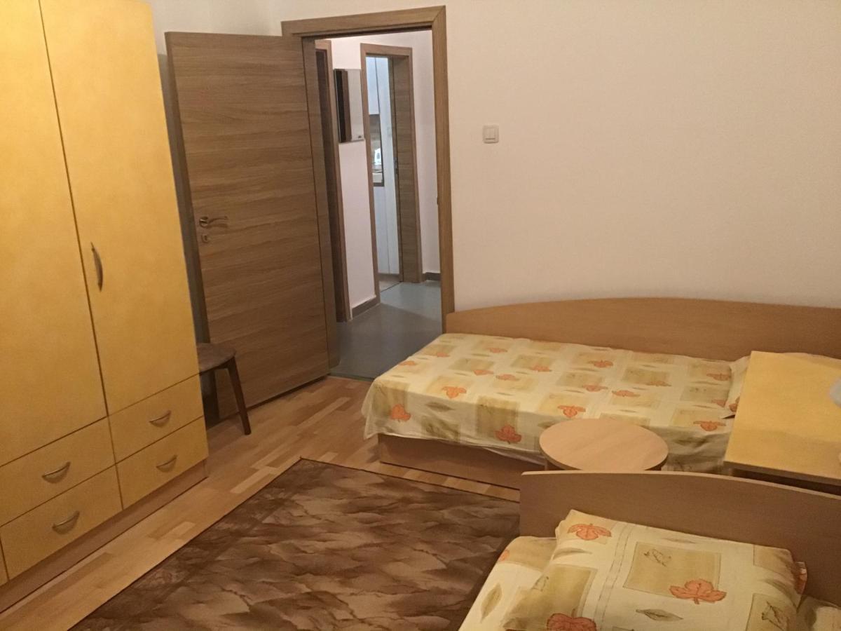 Aurora Guest House Nesebar Buitenkant foto